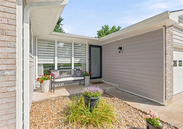 4th image of 75 Park Charles Blvd, St Peters, MO 63376 | MLS# MIS26041530