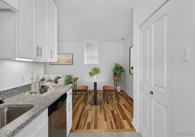 Photo 3 of Condo for sale at 5630 Pershing Ave #15, Saint Louis, MO 63112 | MLS# MIS26041537 | Listing updated on 2026-08-22