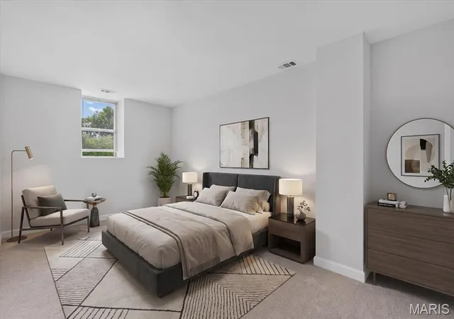 Photo 3 of Condo for sale at 5630 Pershing Ave #15, Saint Louis, MO 63112 | MLS# MIS26041537 | Listing updated on 2026-08-22