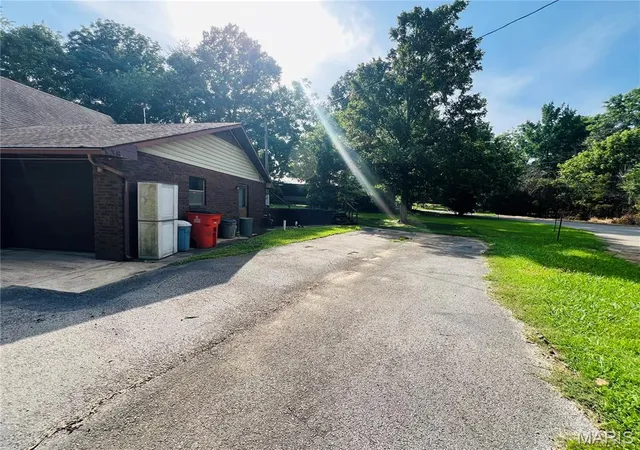 Homes for sale in Puxico, MO | 138 W Schumaker Ave, Puxico, MO 63960 | MLS# MIS26041538