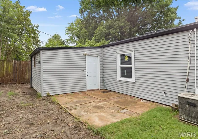 23rd image of 10 Belmont Dr, Saint Peters, MO 63376 | MLS# MIS26041548