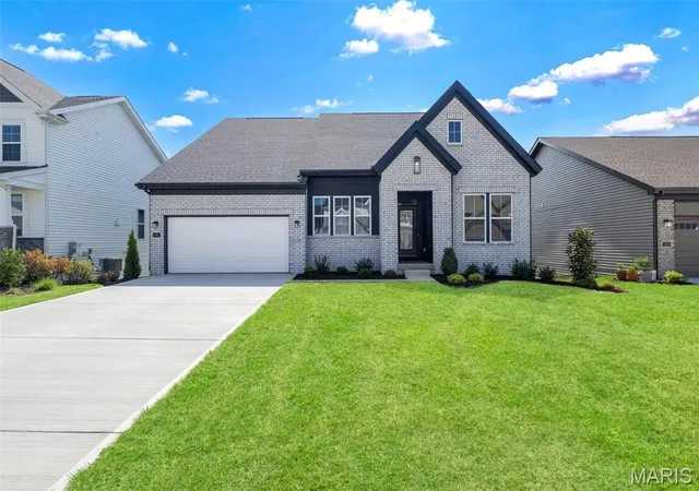 Photo 3 of Single family home for sale at 210 Kerry Downs Dr, O Fallon, MO 63368 | MLS# MIS26041549 | Listing updated on 2026-07-07