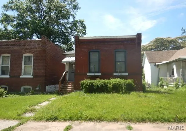 Homes for sale in Saint Louis, MO | 3412 Alberta St, Saint Louis, MO 63118 | MLS# MIS26041557