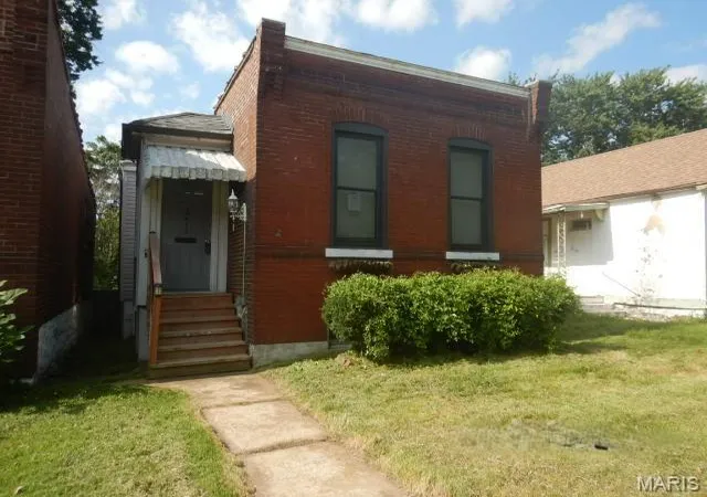 Single family home for sale at 3412 Alberta St, Saint Louis, MO 63118 | MLS# MIS26041557