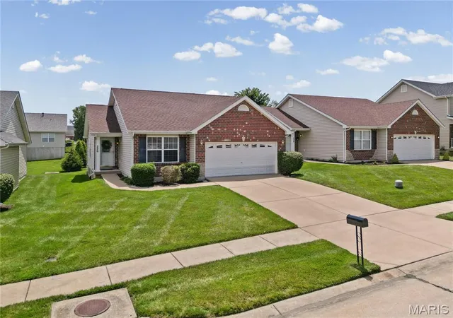 Homes for sale in Wentzville, MO | 226 Stone Run Blvd, Wentzville, MO 63385 | MLS# MIS26041562