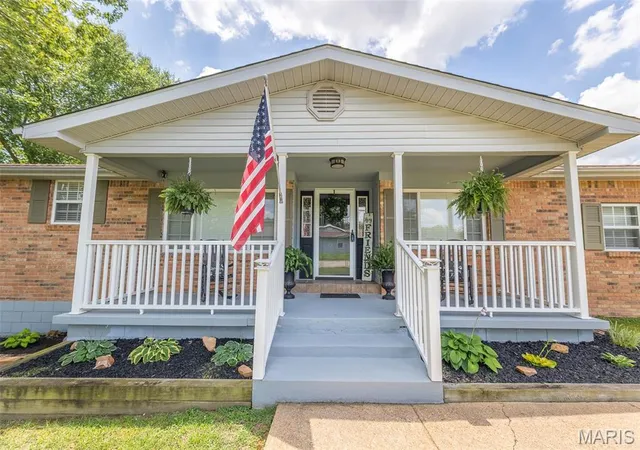 Photo 1 of Single family home for sale at 2006 Kysar Rd, Poplar Bluff, MO 63901 | MLS# MIS26041566 | Listing updated on 2026-09-18