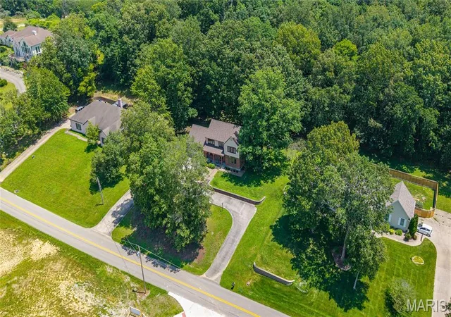 Photo 3 of Sale Pending at 3726 Old Hopper Rd, Cape Girardeau, MO 63701 | MLS# MIS26041573 | Listing updated on 2026-08-20