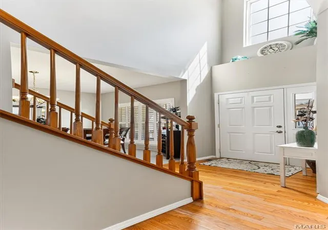 Homes for sale in Oakville, MO | 3221 Kingsridge Manor Dr, Oakville, MO 63129 | MLS# MIS26041578