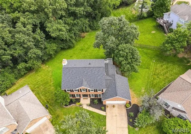3rd image of 501 Oak Leaf Manor Ct, Ballwin, MO 63021 | MLS# MIS26041588