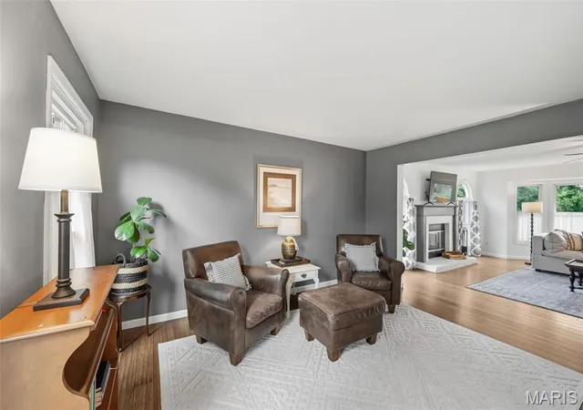 5th image of 501 Oak Leaf Manor Ct, Ballwin, MO 63021 | MLS# MIS26041588