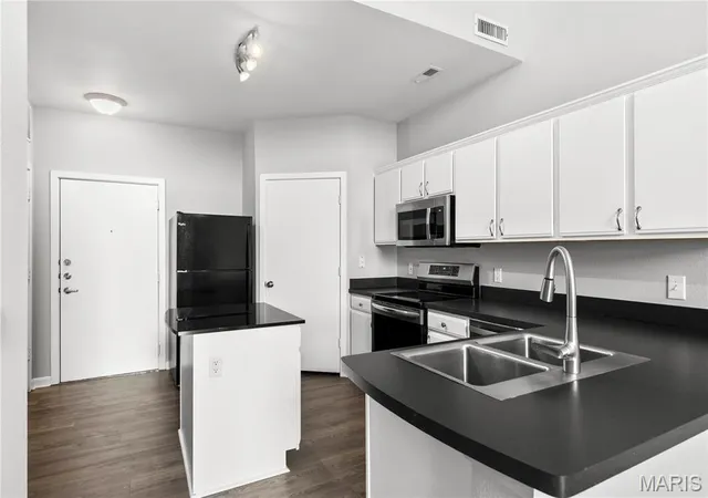 Homes for sale in St Louis, MO | 200 S Kirkwood Rd #320, St Louis, MO 63122 | MLS# MIS26041595