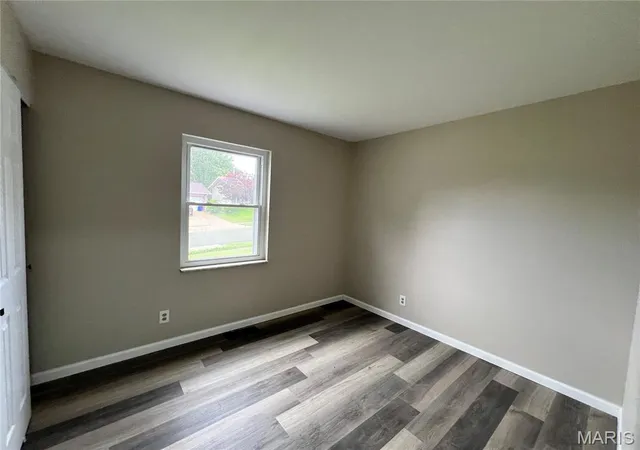 5th image of 3270 Kingsley Dr, Florissant, MO 63033 | MLS# MIS26041605