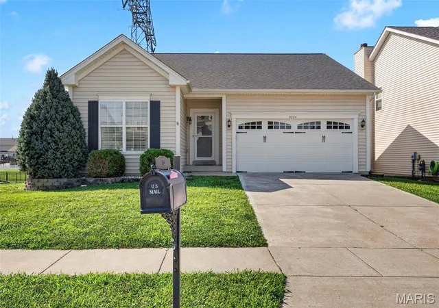 Homes for sale in St Charles, MO | 3224 Stowe Lndg, St Charles, MO 63301 | MLS# MIS26041632