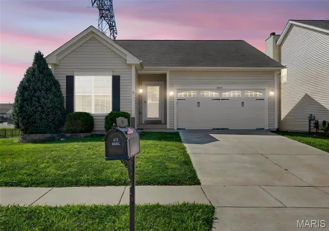 Homes for sale in St Charles, MO | 3224 Stowe Lndg, St Charles, MO 63301 | MLS# MIS26041632