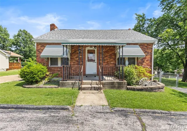Homes for sale in Arnold, MO | 2096 Lonedell Rd, Arnold, MO 63010 | MLS# MIS26041641