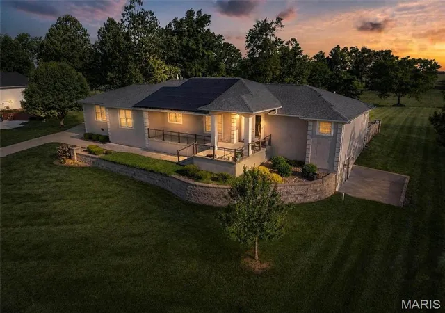 1st image of 606 David Livingstone Dr, Carterville, IL 62918 | MLS# MIS26041649