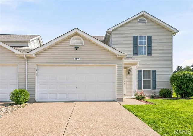 Homes for sale in Wentzville, MO | 227 New Richmond Dr, Wentzville, MO 63385 | MLS# MIS26041666