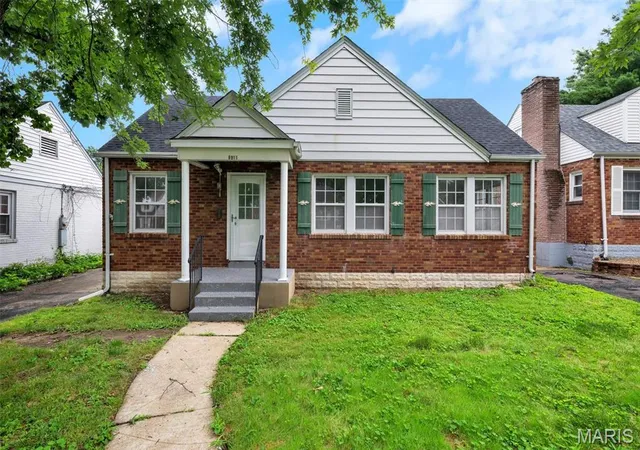 1st image of 8911 Shawnee Ln, Overland, MO 63114 | MLS# MIS26041674