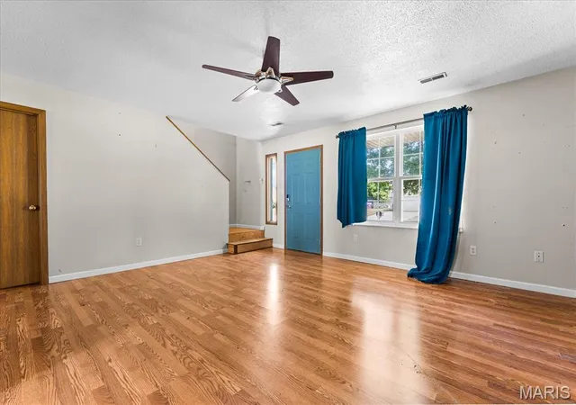 Photo 4 of Single family home for sale at 342 Vermillion Dr, O Fallon, IL 62269 | MLS# MIS26041675 | Listing updated on 2026-10-20