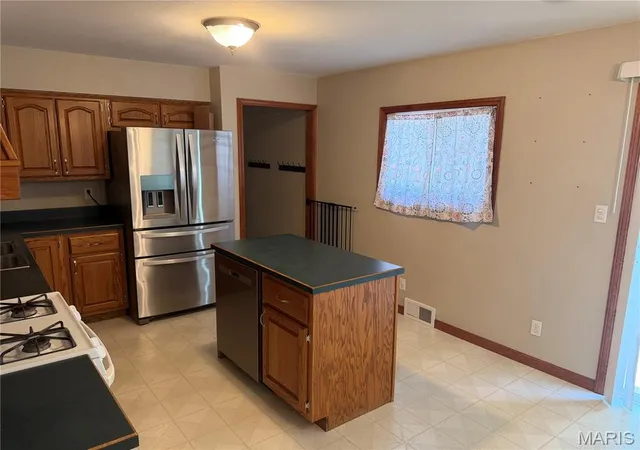 Homes for sale in Aviston, IL | 51 W Elm St, Aviston, IL 62216 | MLS# MIS26041691