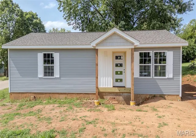 Homes for sale in Fredericktown, MO | 400 Lindell St, Fredericktown, MO 63645 | MLS# MIS26041730