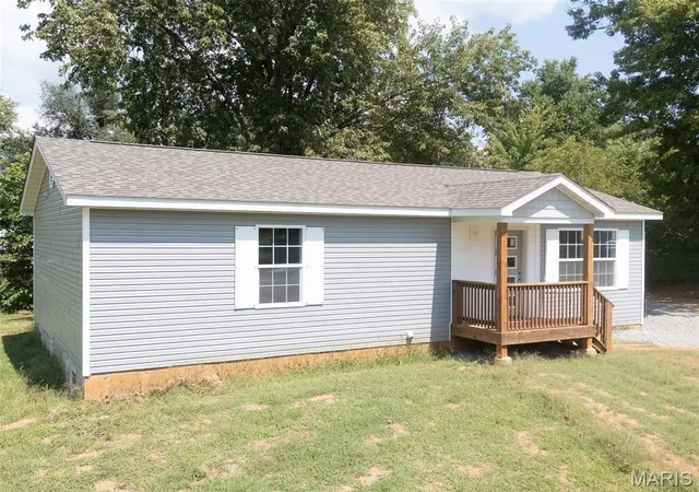 Photo 2 of Single family home for sale at 400 Lindell St, Fredericktown, MO 63645 | MLS# MIS26041730 | Listing updated on 2026-08-27