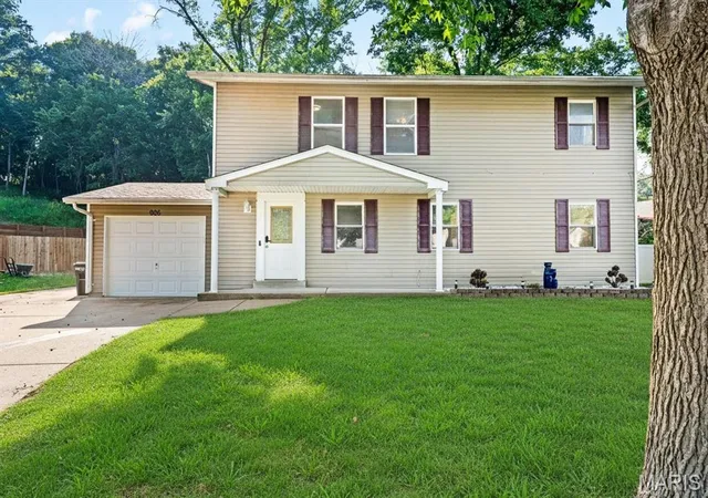 1st image of 906 Forest Ave, Valley Park, MO 63088 | MLS# MIS26041732