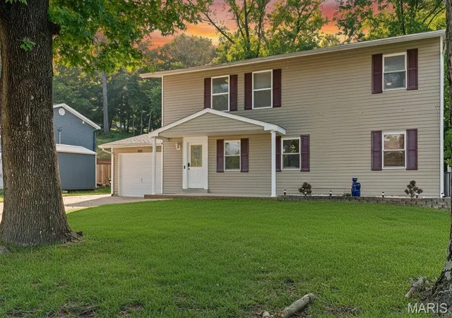 2nd image of 906 Forest Ave, Valley Park, MO 63088 | MLS# MIS26041732