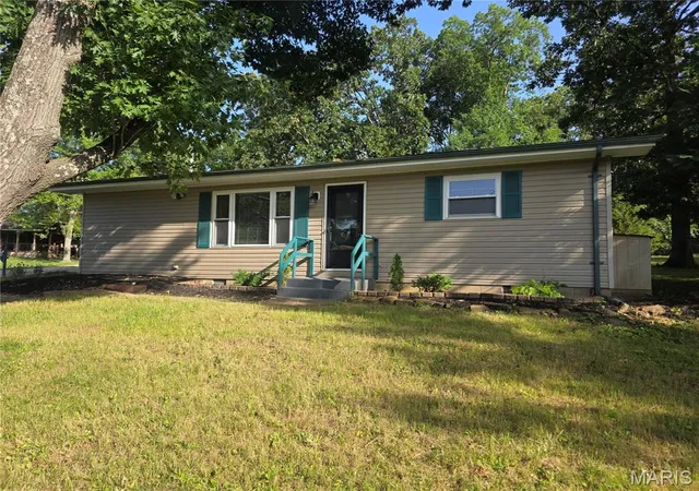Homes for sale in De Soto, MO | 3772 Goldenrod Ln, De Soto, MO 63020 | MLS# MIS26041740