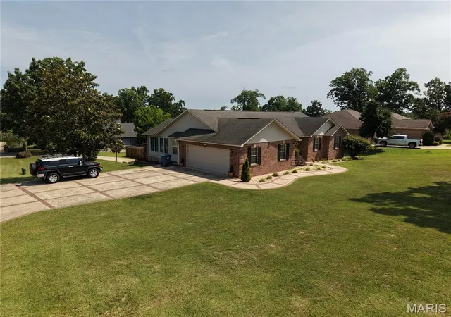 Homes for sale in Poplar Bluff, MO | 3553 Tanglewood Rd, Poplar Bluff, MO 63901 | MLS# MIS26041751