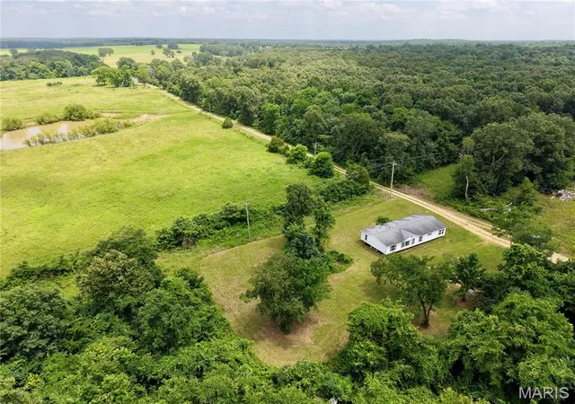 Homes for sale in Doniphan, MO | 3868 State Hwy 21 N, Doniphan, MO 63935 | MLS# MIS26041774