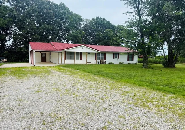 Homes for sale in Edgar Springs, MO | 28120 County Road 6150, Edgar Springs, MO 65462 | MLS# MIS26041782