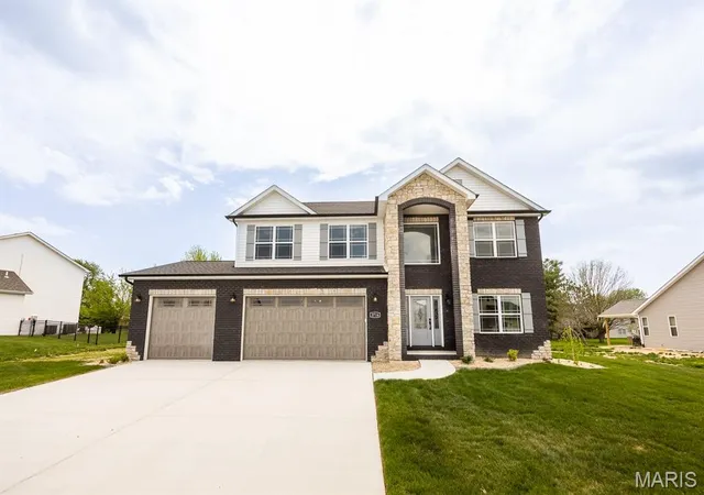 Homes for sale in Shiloh, IL | 3716 Osprey Ct, Shiloh, IL 62221 | MLS# MIS26041785