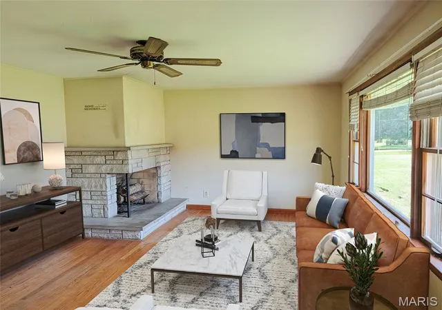 3rd image of 3901 Hwy D, Defiance, MO 63341 | MLS# MIS26041787
