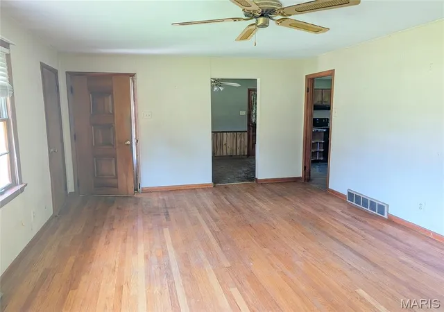 4th image of 3901 Hwy D, Defiance, MO 63341 | MLS# MIS26041787