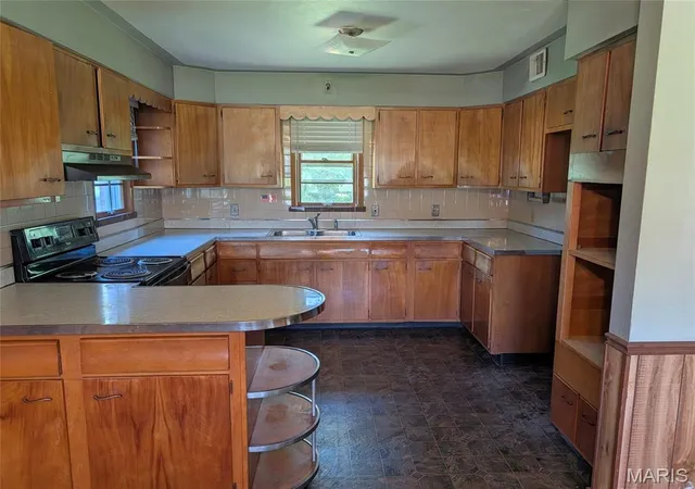 5th image of 3901 Hwy D, Defiance, MO 63341 | MLS# MIS26041787