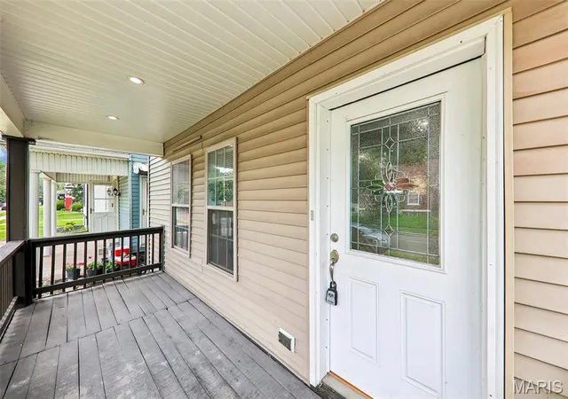 Photo 2 of Single family home for sale at 2128 Cleveland Blvd, Granite City, IL 62040 | MLS# MIS26041798 | Listing updated on 2026-07-19