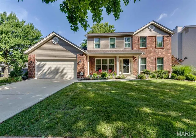 Homes for sale in Oakville, MO | 3507 Brookstone South Dr, Oakville, MO 63129 | MLS# MIS26041799