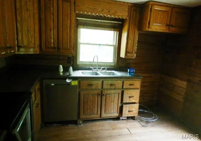 Photo 3 of Single family home for sale at 3552 Circle Dr, Imperial, MO 63052 | MLS# MIS26041802 | Listing updated on 2026-09-15
