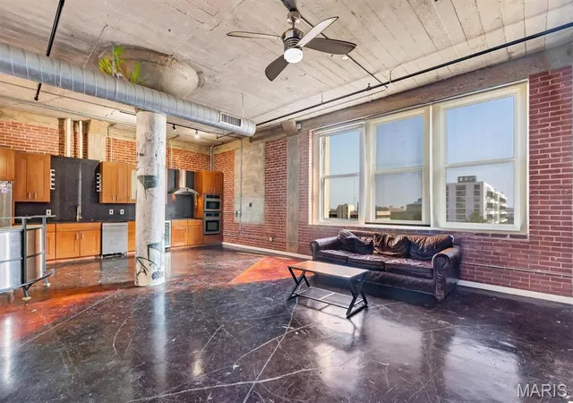 Photo 2 of Condo for sale at 1511 Locust St #610, Saint Louis, MO 63103 | MLS# MIS26041820 | Listing updated on 2026-08-25