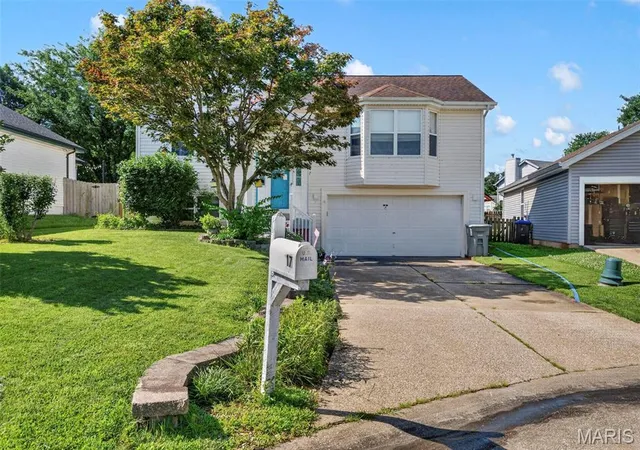 2nd image of 17 Kingspointe Ct, Saint Peters, MO 63376 | MLS# MIS26041832