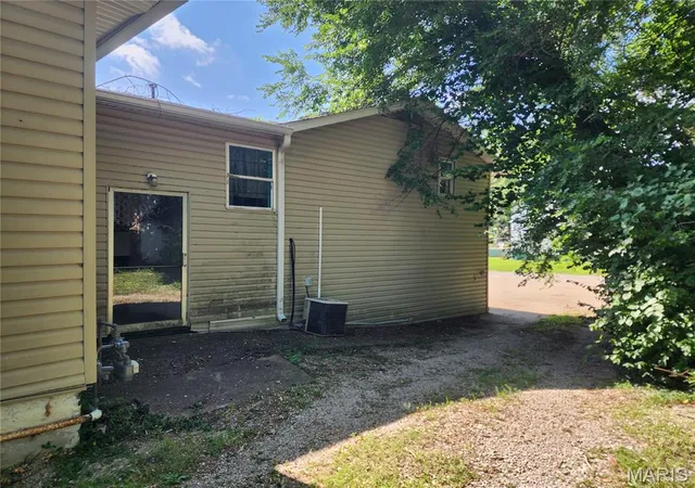 Homes for sale in Bonne Terre, MO | 301 S Division St, Bonne Terre, MO 63628 | MLS# MIS26041842