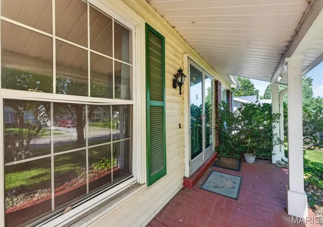 2nd image of 3041 Wintergreen Dr, Florissant, MO 63033 | MLS# MIS26041846