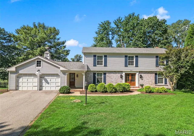 Photo 1 of Sale Pending at 1841 Newburyport Rd, Chesterfield, MO 63005 | MLS# MIS26041850 | Listing updated on 2026-09-01