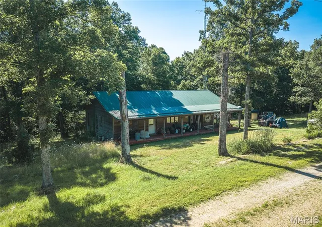 Photo 3 of House for sale at 57 Kountry Trail Ln, Brumley, MO 65017 | MLS# MIS26041857 | Listing updated on 2026-07-01