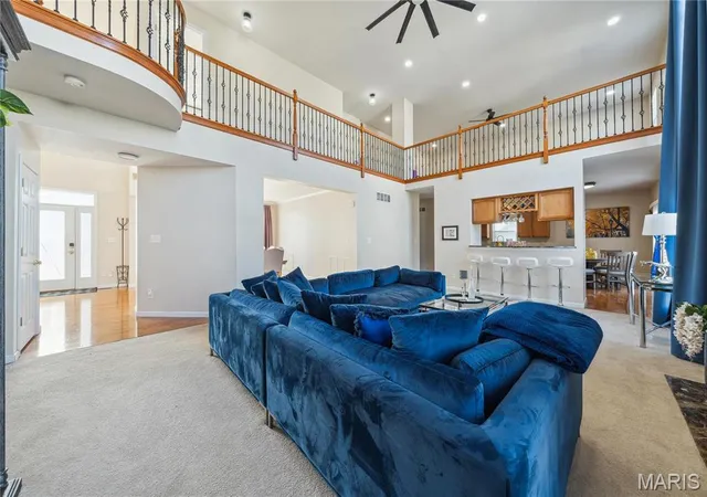 3rd image of 5125 Delcastle Dr, Florissant, MO 63034 | MLS# MIS26041886