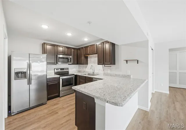 Photo 3 of Condo for sale at 321 Bordeaux Wy, Saint Peters, MO 63376 | MLS# MIS26041891 | Listing updated on 2026-09-21