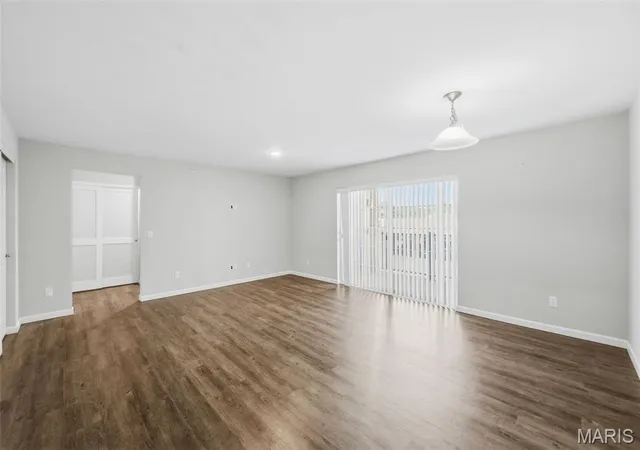 Photo 4 of Condo for sale at 321 Bordeaux Wy, Saint Peters, MO 63376 | MLS# MIS26041891 | Listing updated on 2026-09-21