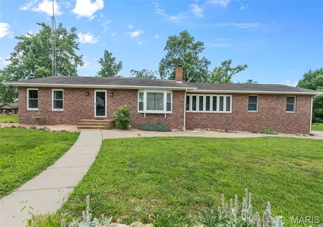 Homes for sale in Perryville, MO | 815 Ridge, Perryville, MO 63775 | MLS# MIS26041898