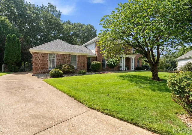 4th image of 5818 Marromet Ct, Saint Louis, MO 63128 | MLS# MIS26041900